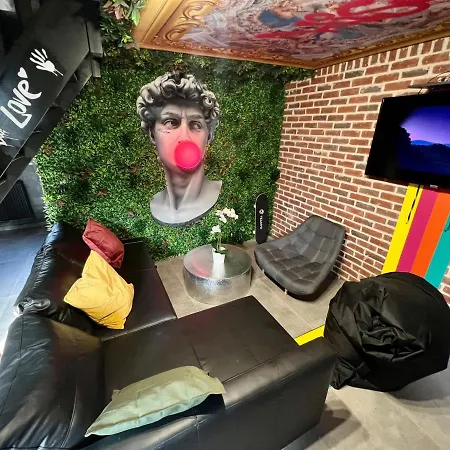 Capsule Art Déco - Jacuzzi - Netflix - Cinéma - Arcade De Jeux&nintendo Switch - 2 - Filet Suspendu *